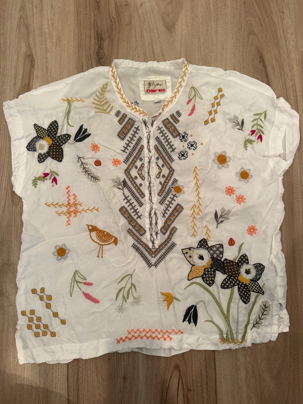 Johnny Was White Embroidered Floral Peasant Top